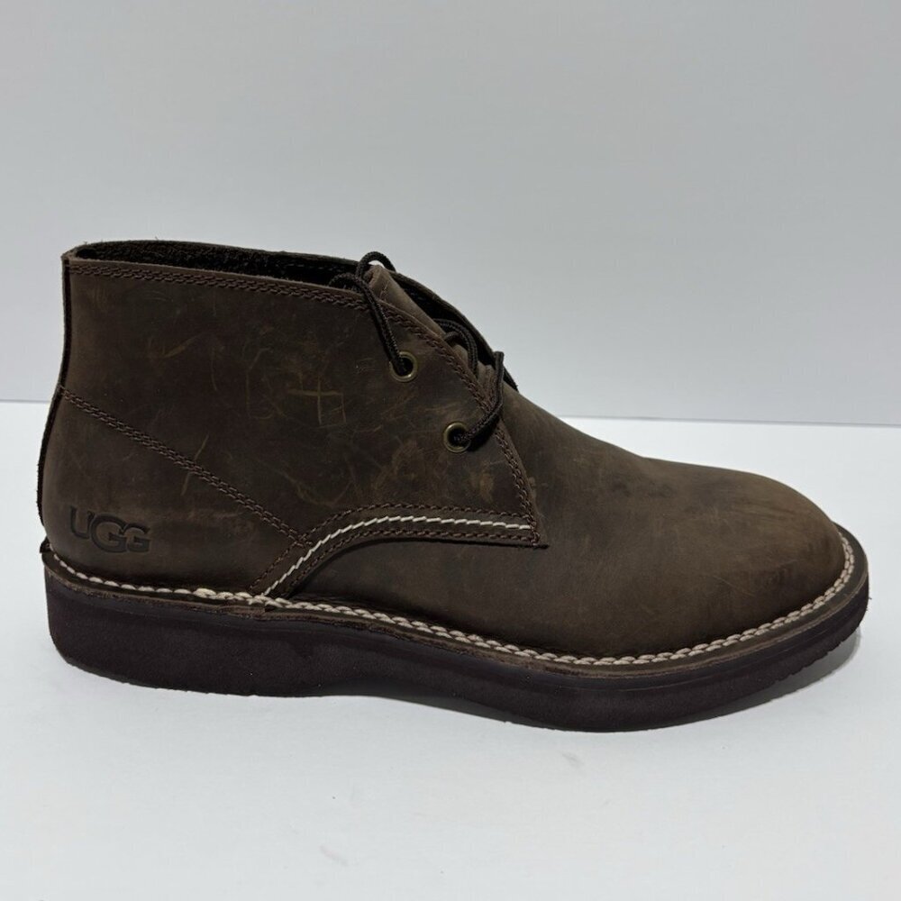 UGG Men’s Camino Chukka Boot Brown Leather, Size 8 M